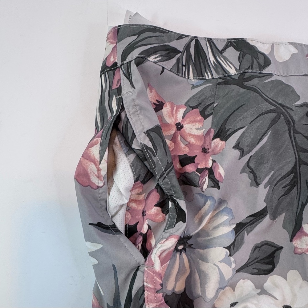 Abercrombie & Fitch Men’s Floral Swim Trunks Board Shorts Gray Pink Blue Size 28 - Picture 6 of 14